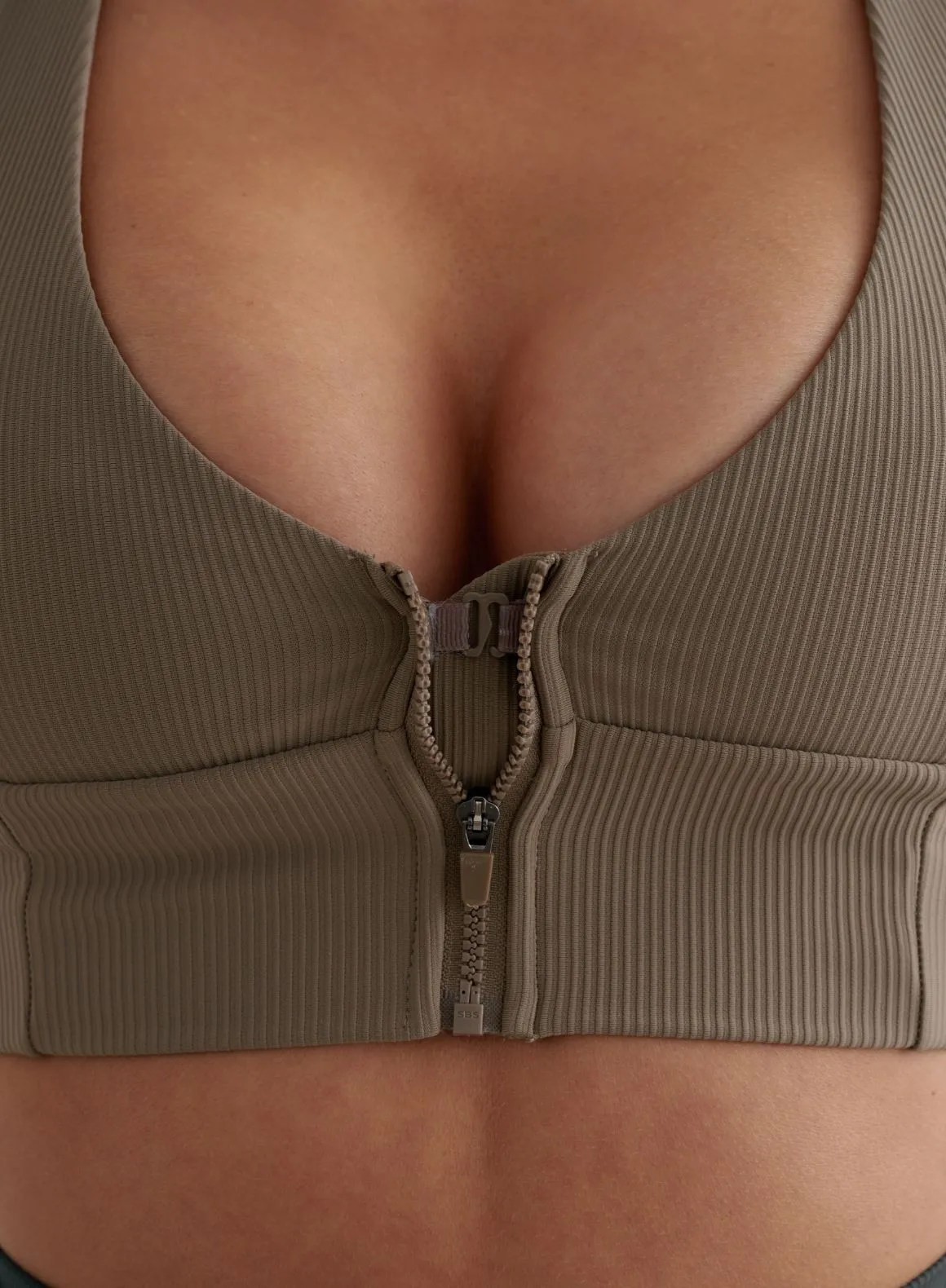 Nougat Ribbed Performance Zipped Bra