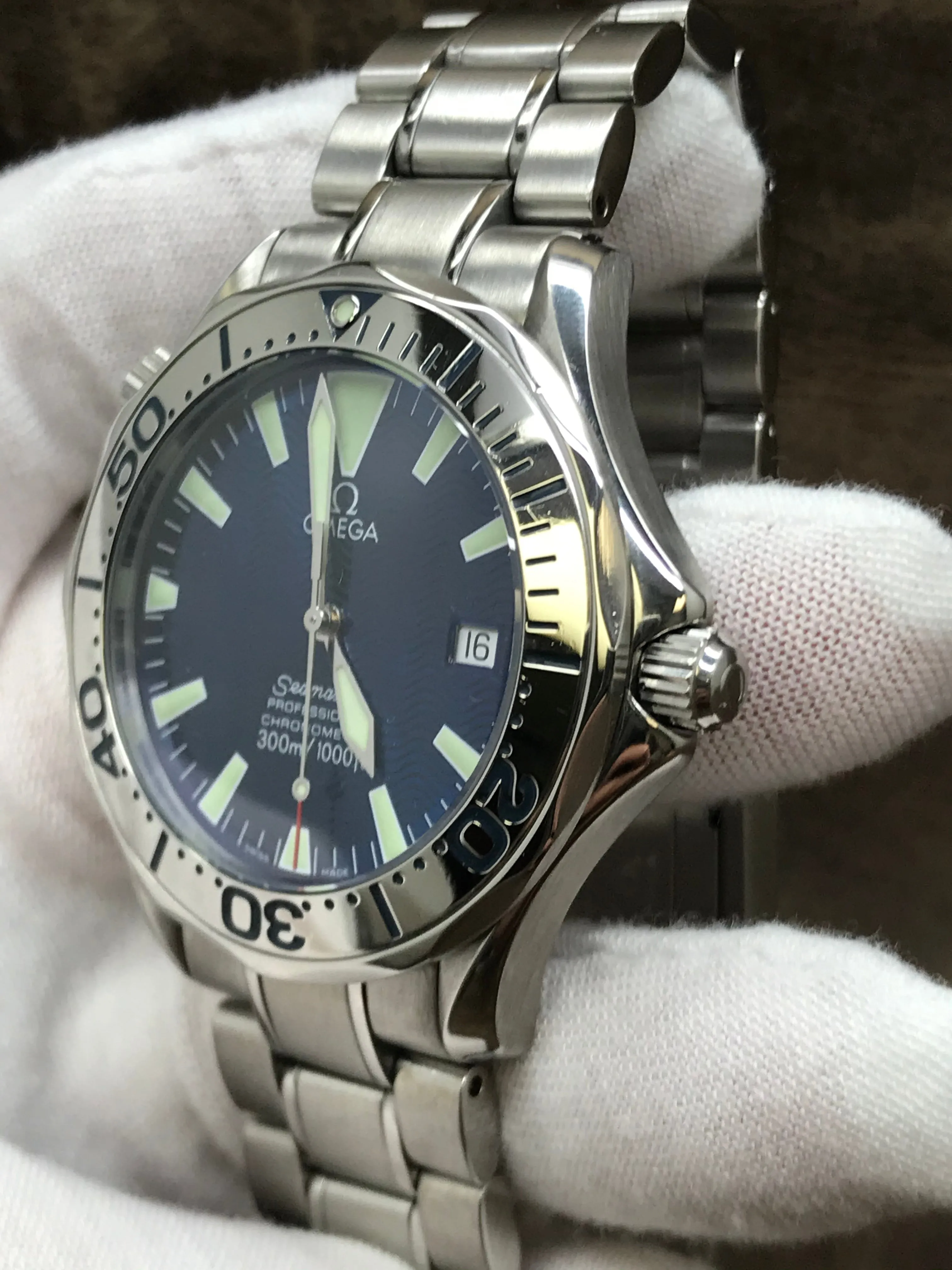Omega Seamaster 300m 2255.80.00 Electric Blue Dial Automatic  Men's Watch
