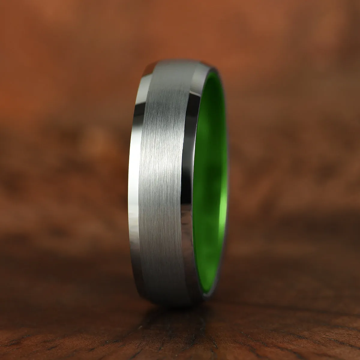 Pristine Passion Green Interior Silver Tungsten Wedding Band 8MM