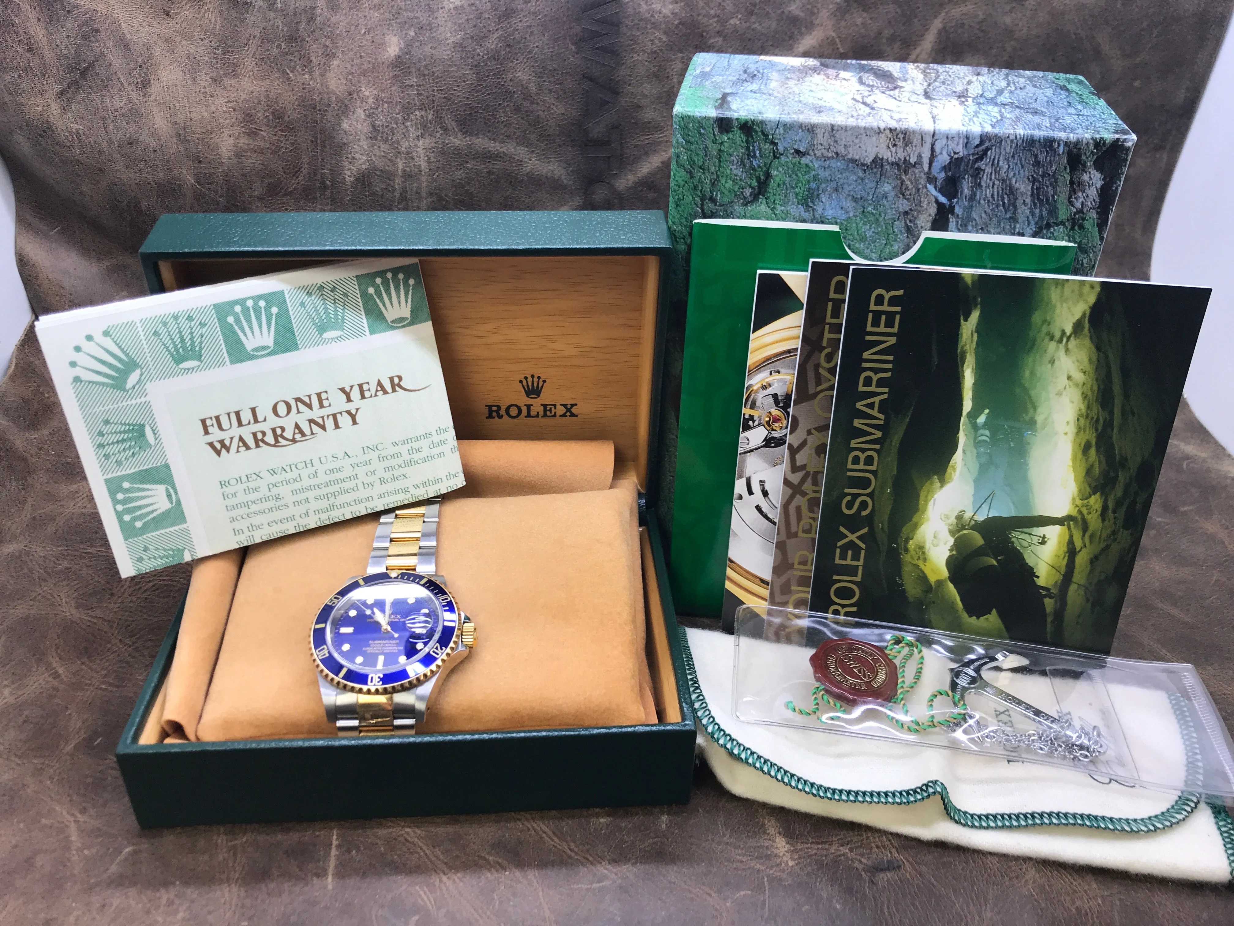 Rolex Submariner Date 16613 Blue Dial Automatic Men's Watch