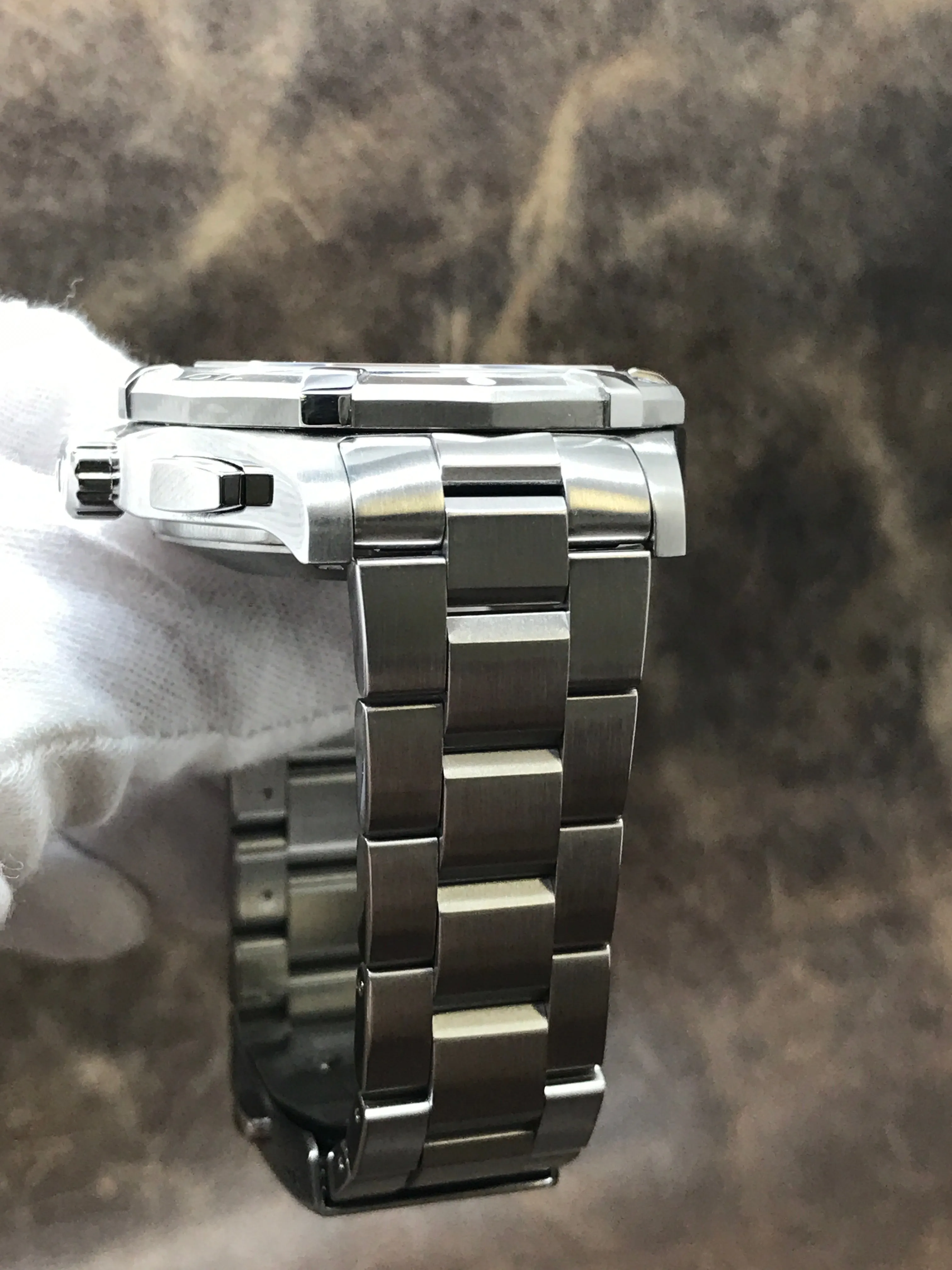 TAG Heuer Aquaracer CAP2110 Black Dial Automatic Men's Watch