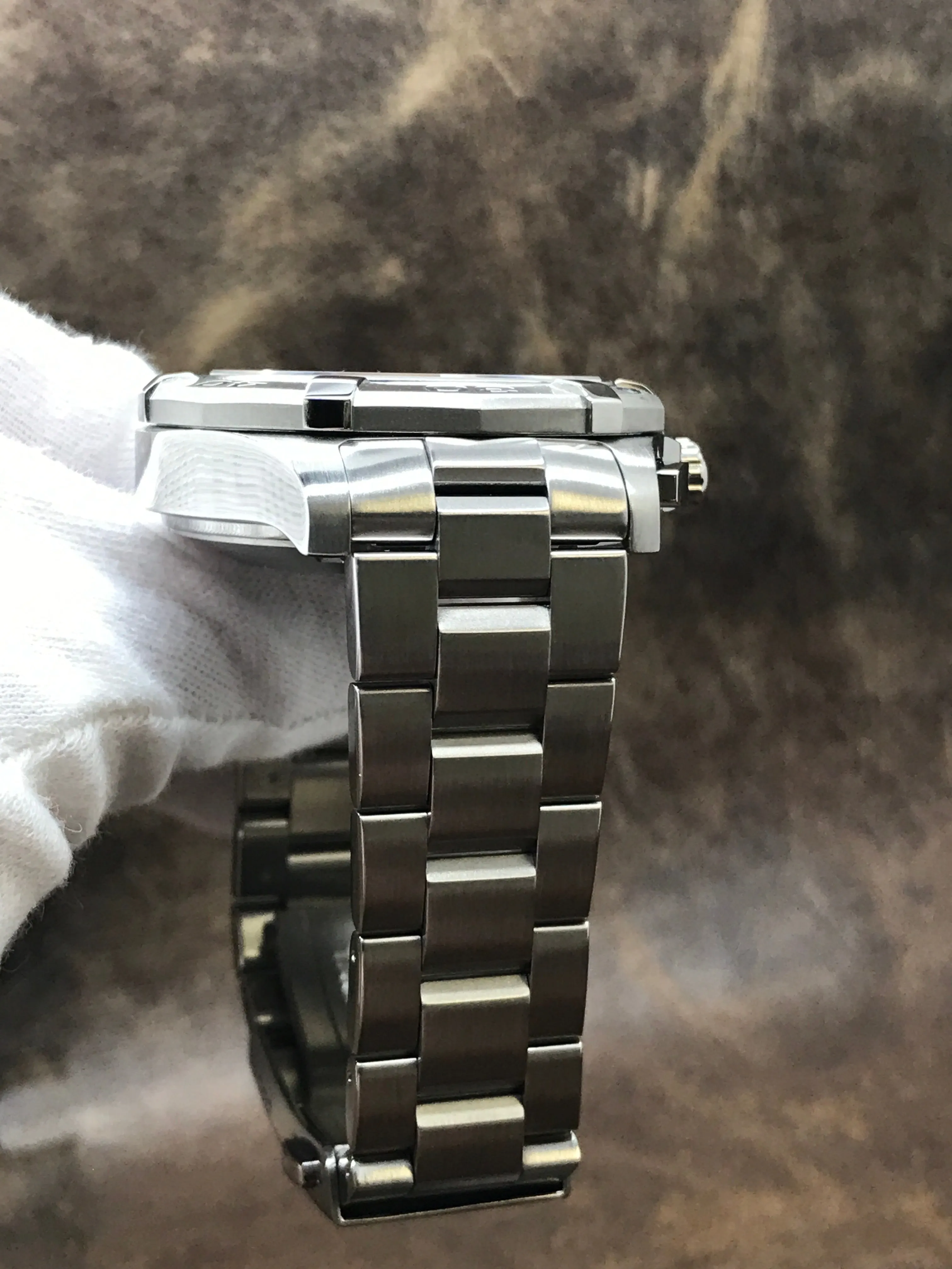 TAG Heuer Aquaracer CAP2110 Black Dial Automatic Men's Watch