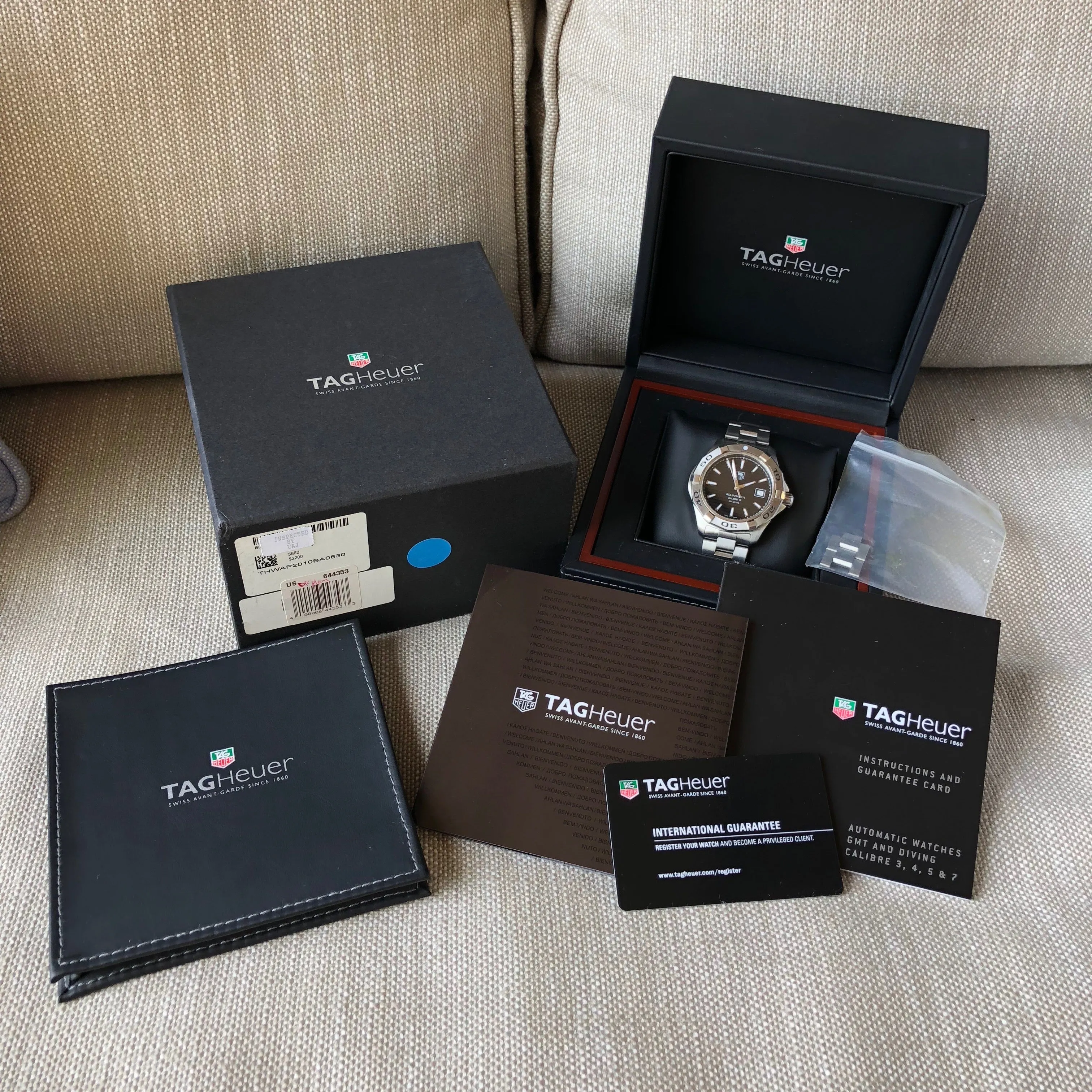TAG Heuer Aquaracer WAP2010 300M Automatic Calibre 5 Black Box & Papers