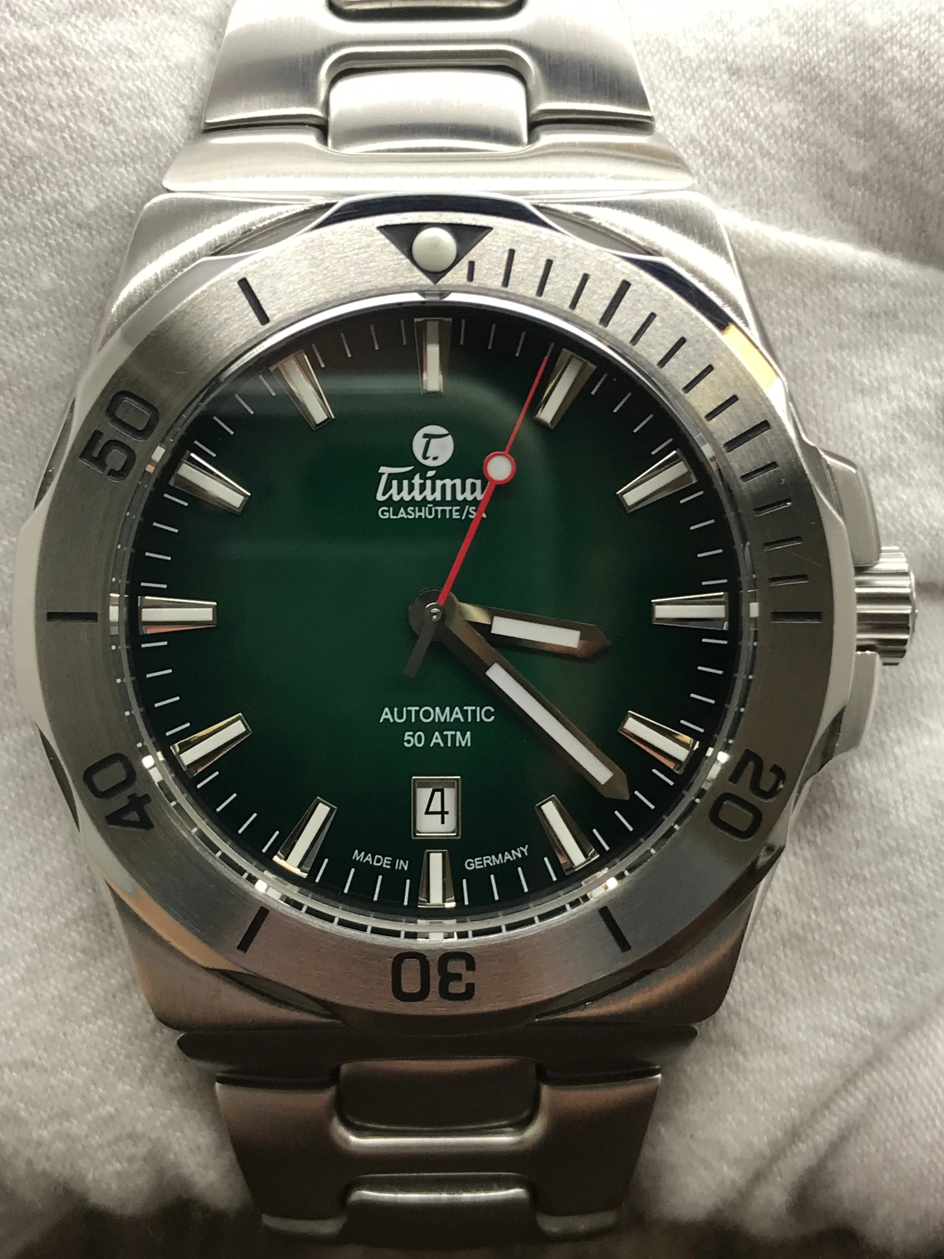 Tutima M2 Seven Seas Glashutte 6155-06 Green Dial Automatic Men's Watch