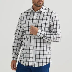 Wrangler Men's Wrinkle Resistant Long Sleeve Classic Fit Black & White Plaid Snap 112344413